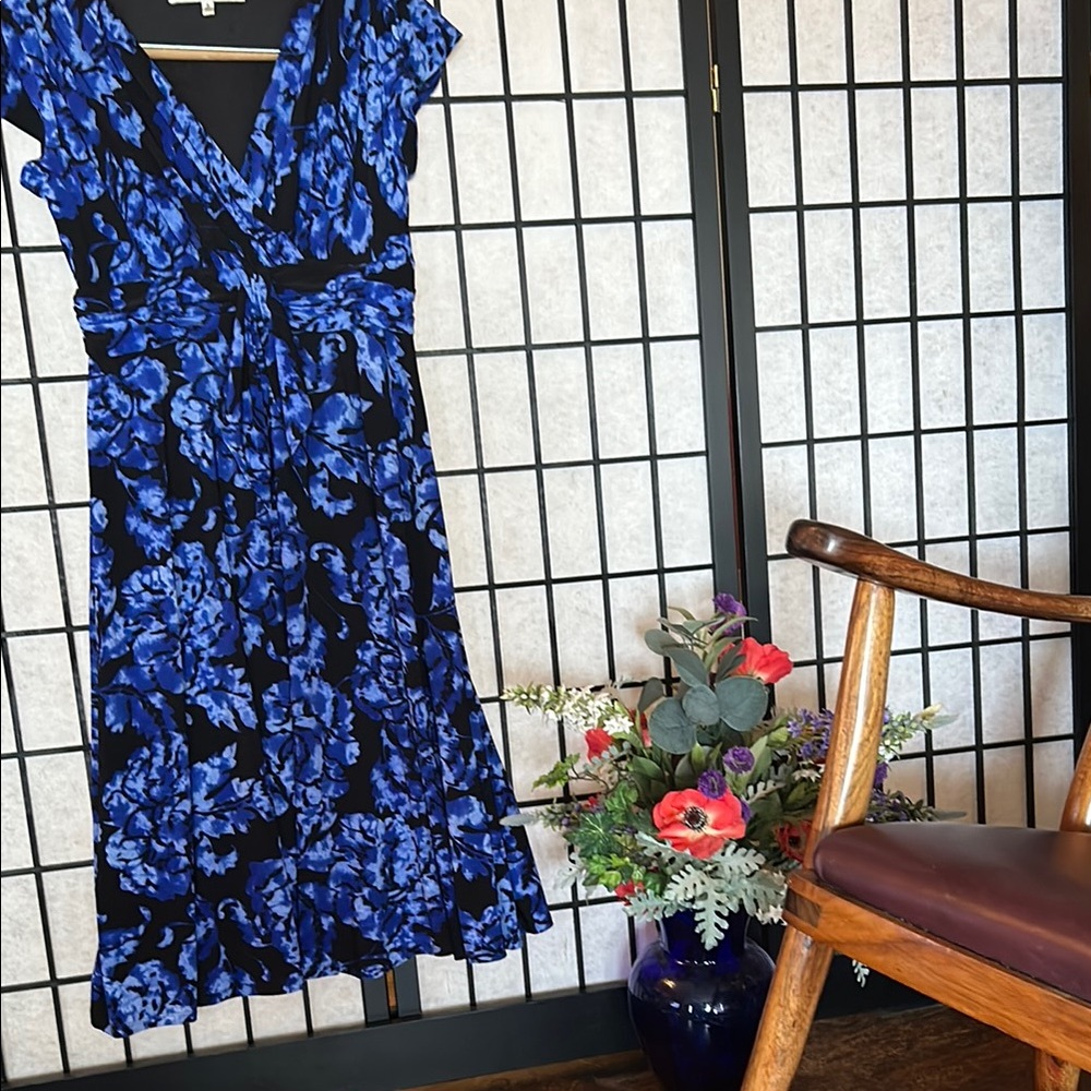 Evan Picone Blue V-Neck Flutter Sleeve Sundress - Picture 1 of 3